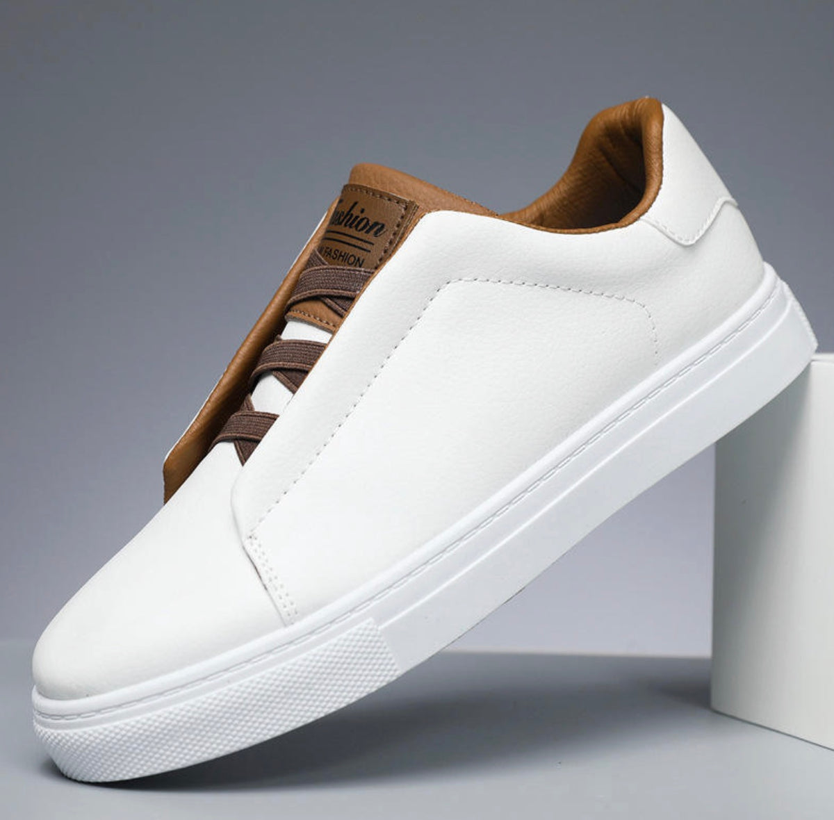 Men’s Fashionable Solid-Color Casual Shoes
